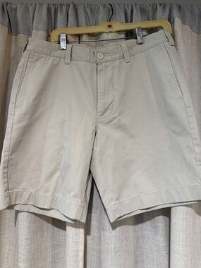 J. Crew Men's Flat-Front Khaki Shorts - Light Beige